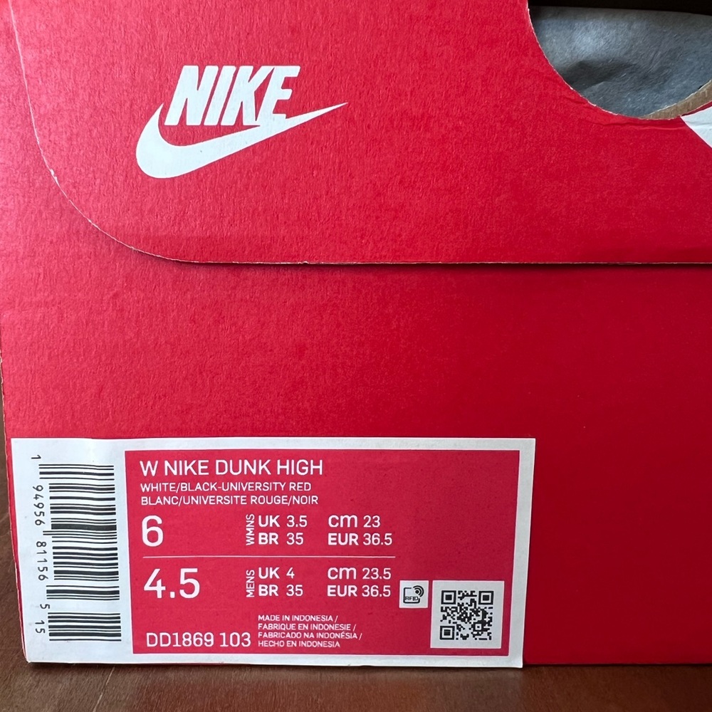 Women’s nike dunk high (Panda) black and white size 6 New with box.